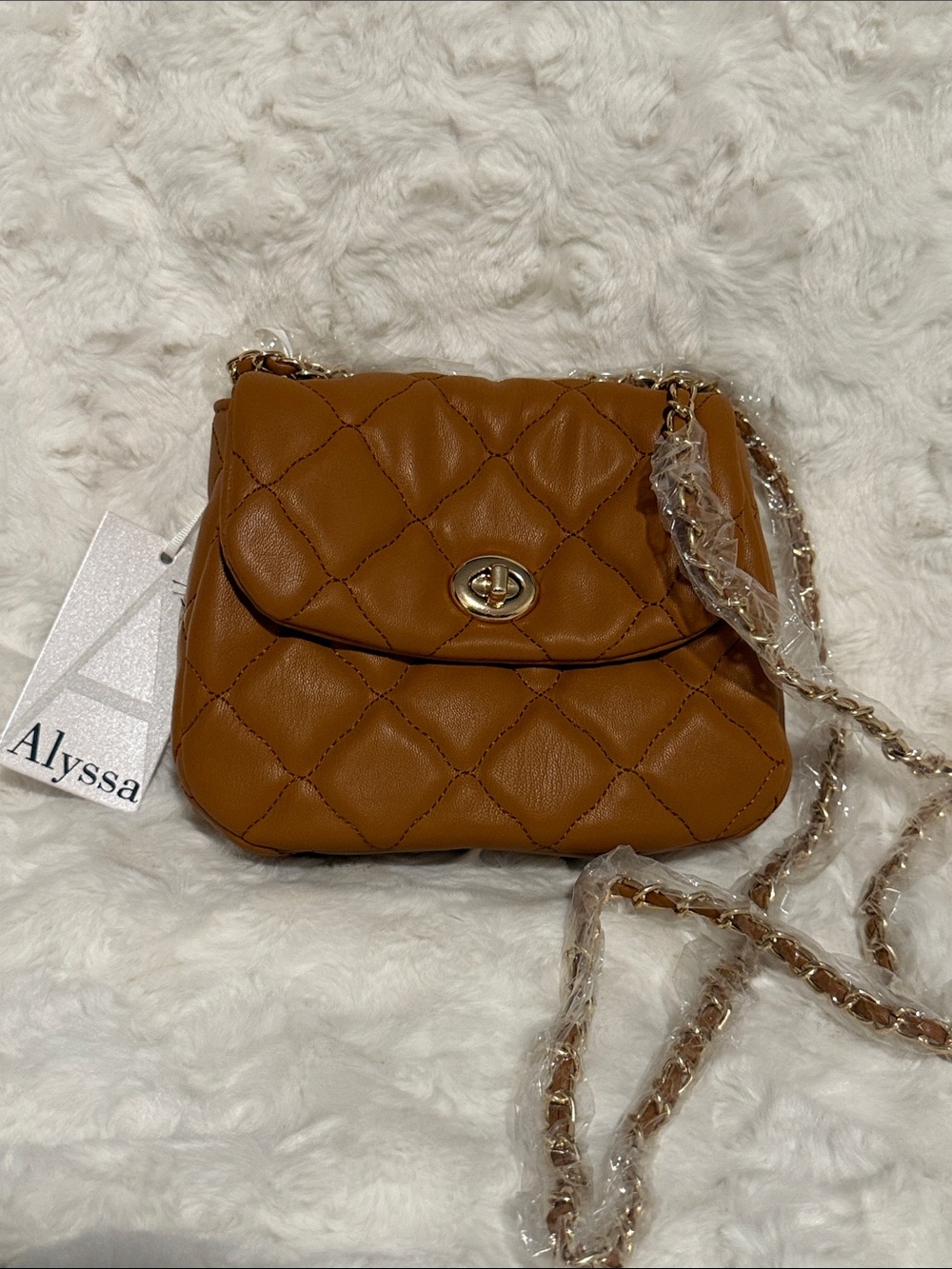 Alyssa Quilted Crossbody Bag in Cognac